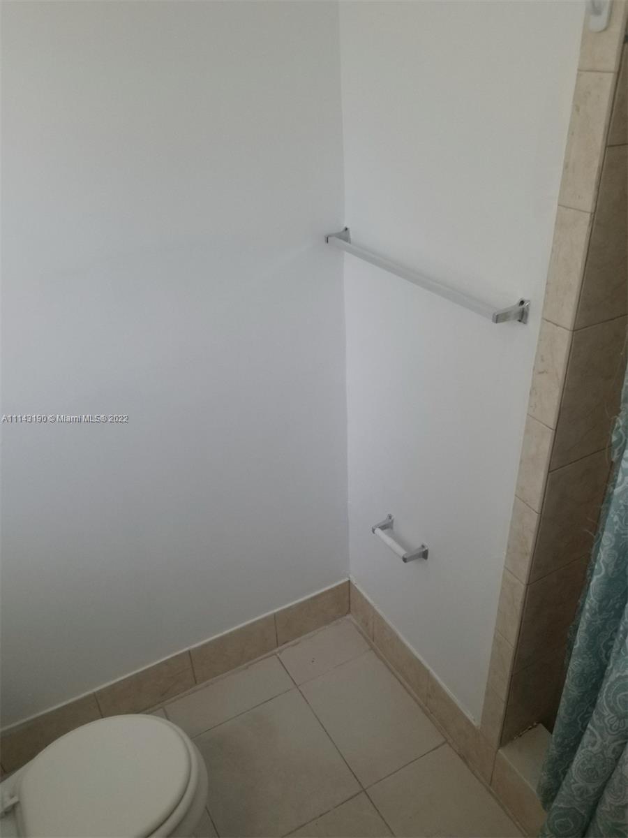 BREEZYWAY MANOR ADD - Residential Lease