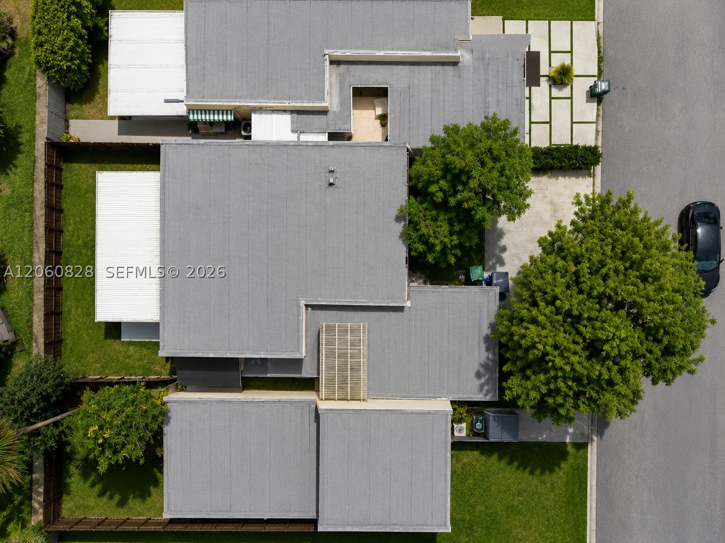 COUNTRY CLUB OF MIAMI FAI - Residential