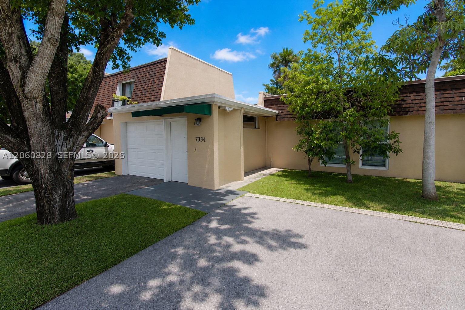 COUNTRY CLUB OF MIAMI FAI - Residential