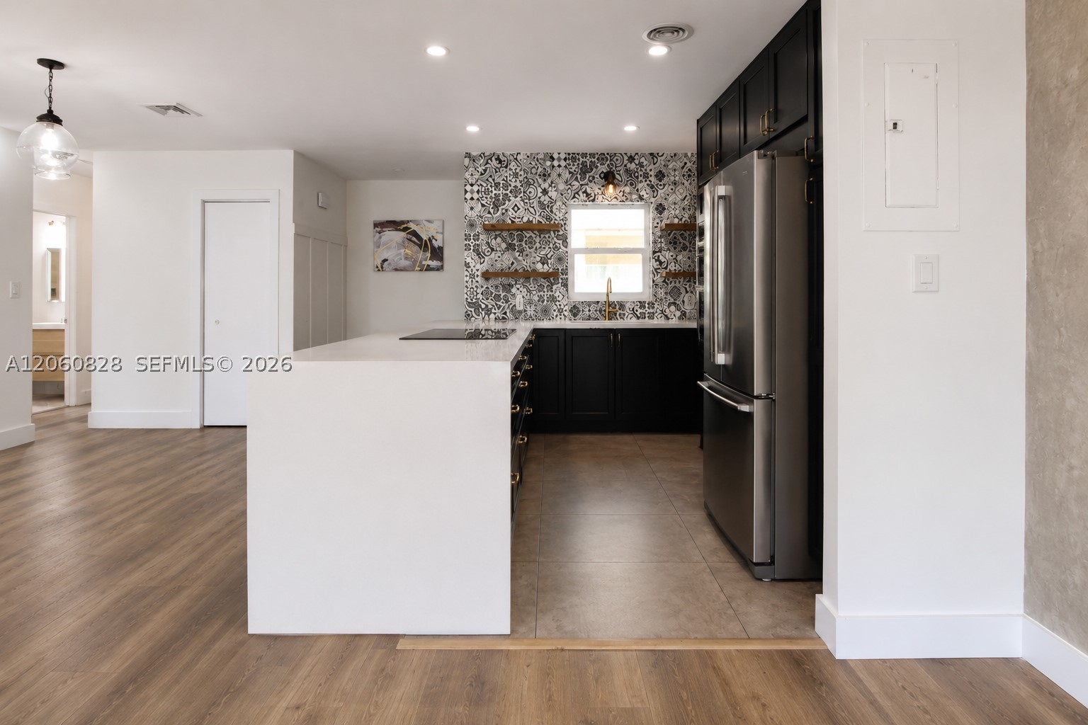 COUNTRY CLUB OF MIAMI FAI - Residential