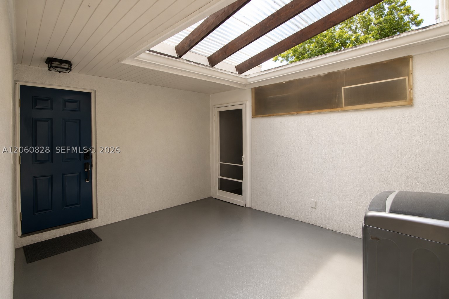 COUNTRY CLUB OF MIAMI FAI - Residential