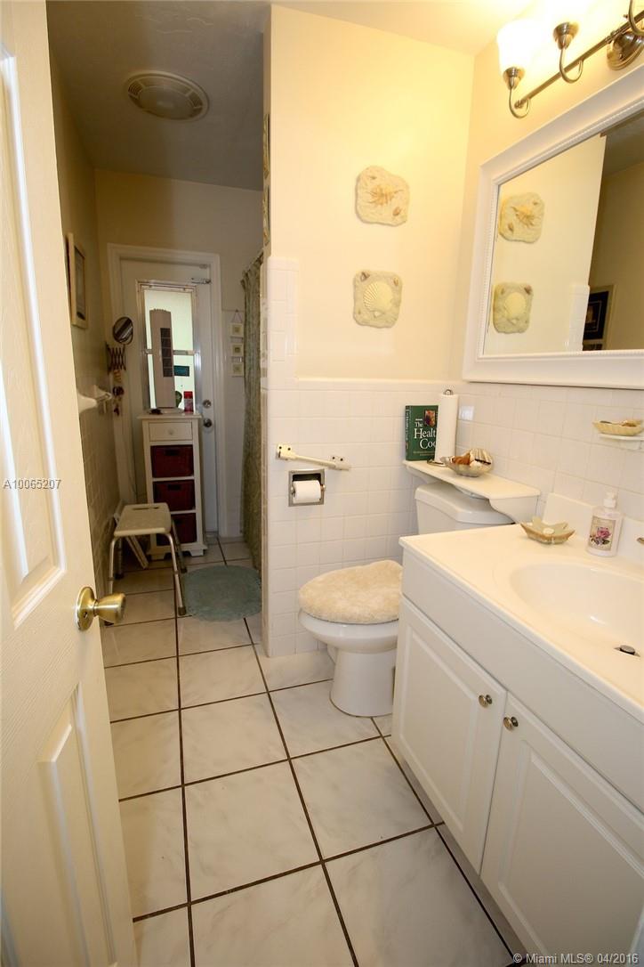Boulevard Park 51-33 B - Residential