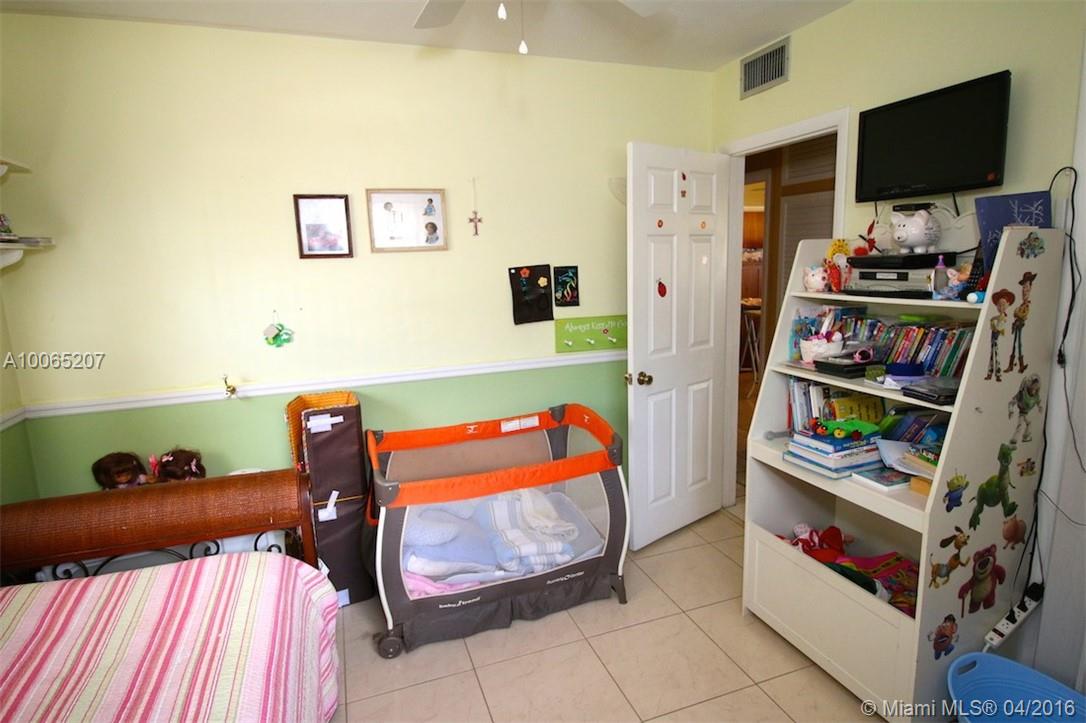 Boulevard Park 51-33 B - Residential