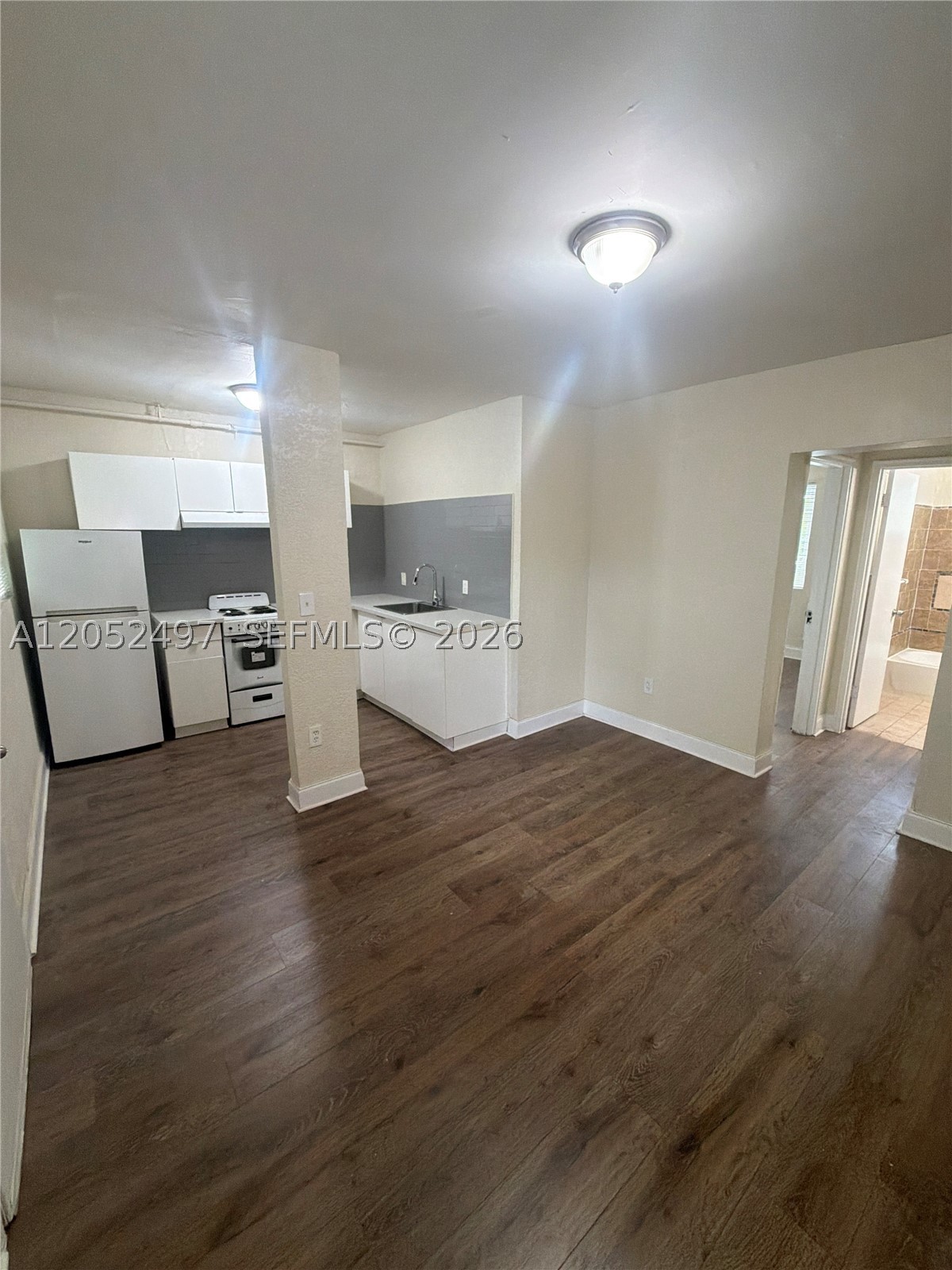 MIAMI NORTH - Residential Lease