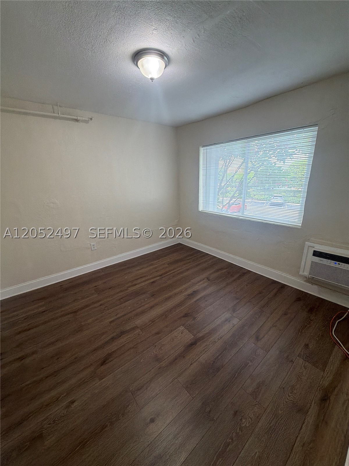 MIAMI NORTH - Residential Lease
