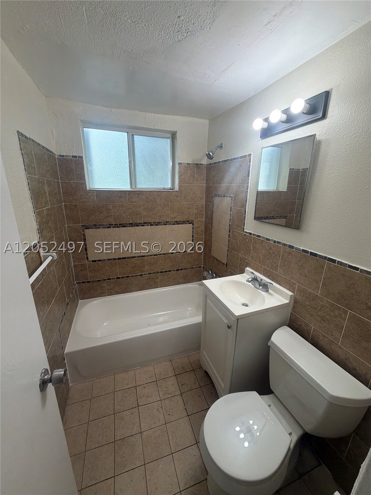 MIAMI NORTH - Residential Lease