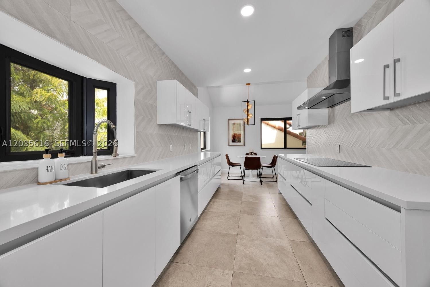L HERMITAGE - Residential