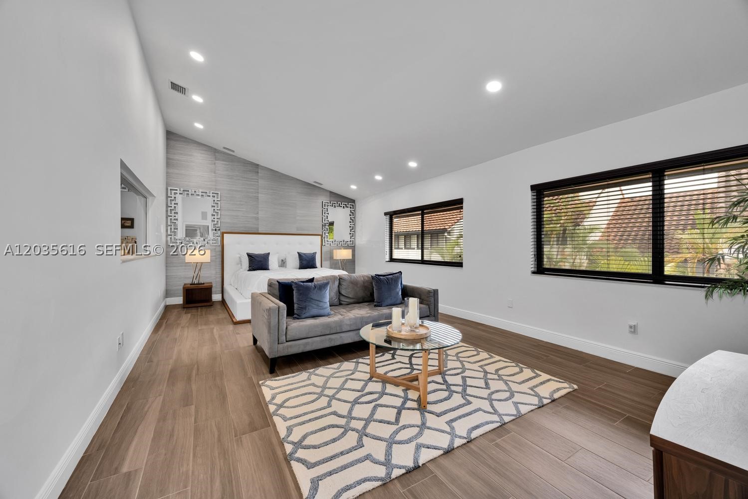 L HERMITAGE - Residential