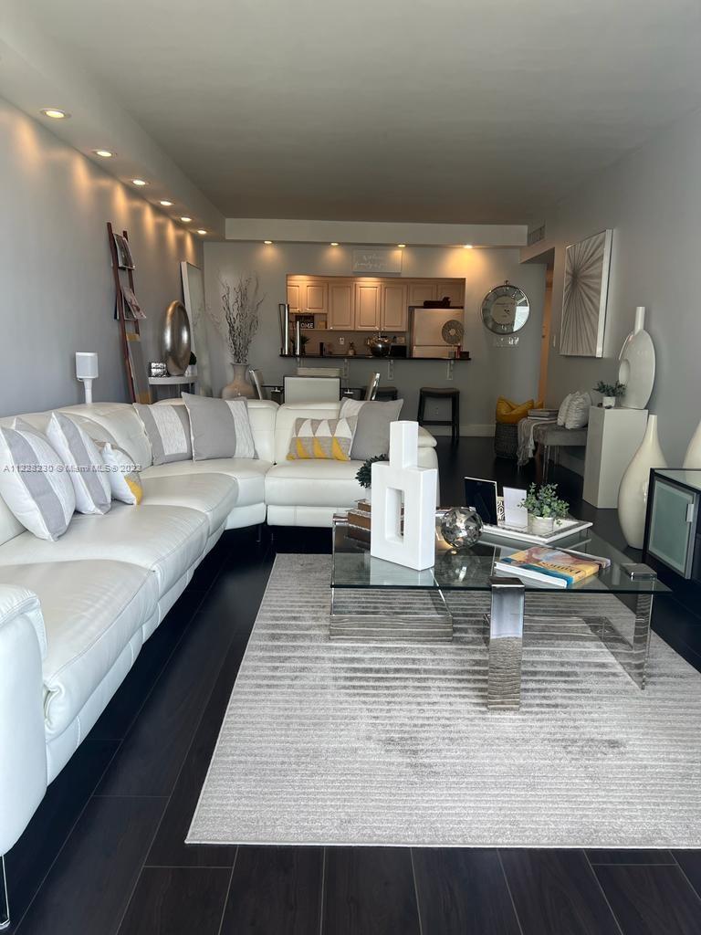 OCEANVIEW BUILDING B COND - Residential