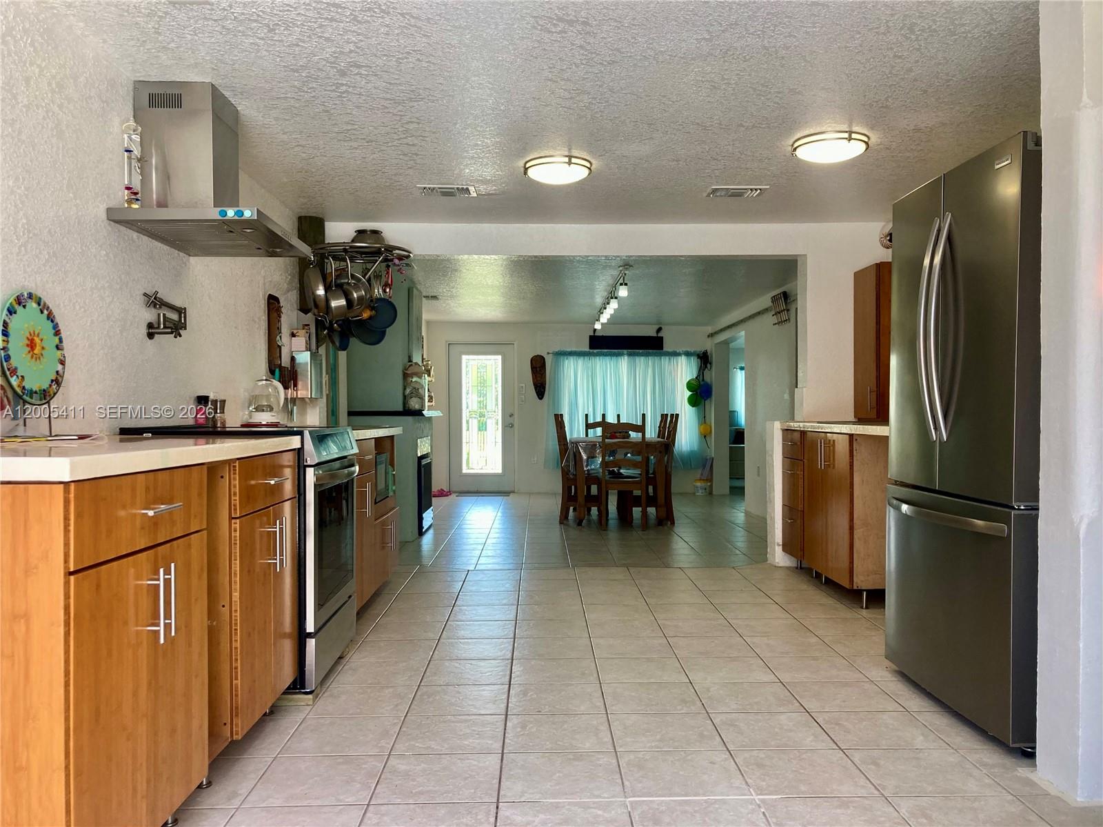 BAYSHORES - Residential