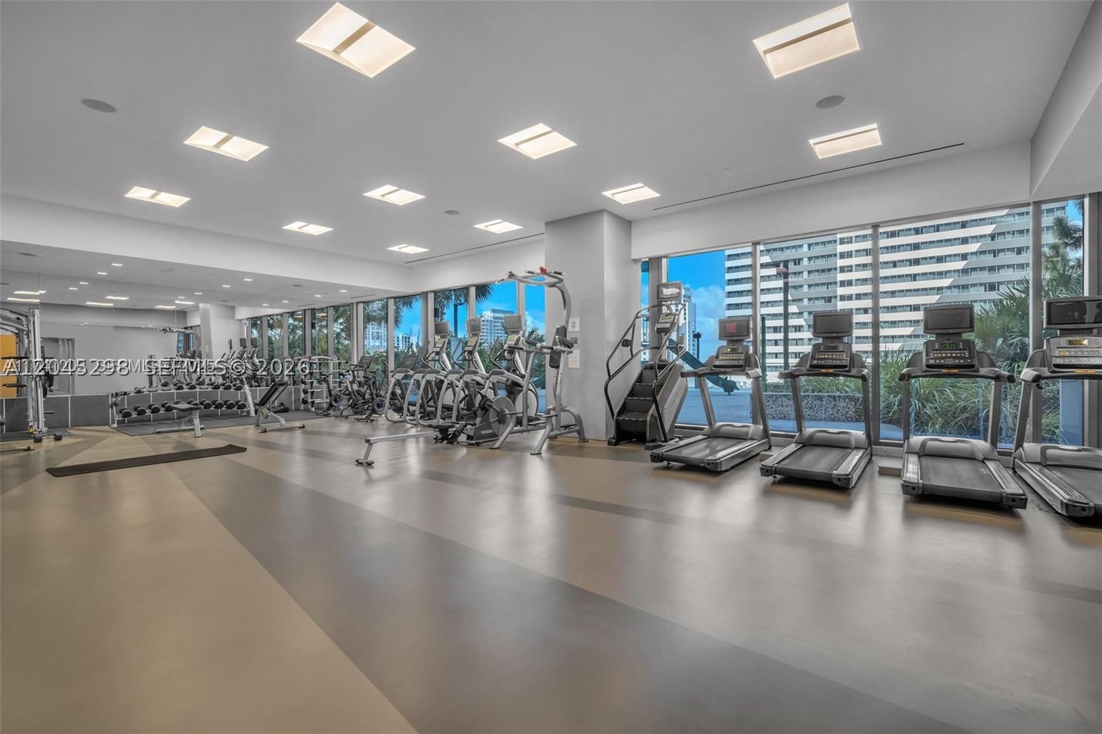 RISE CONDO - Residential Lease