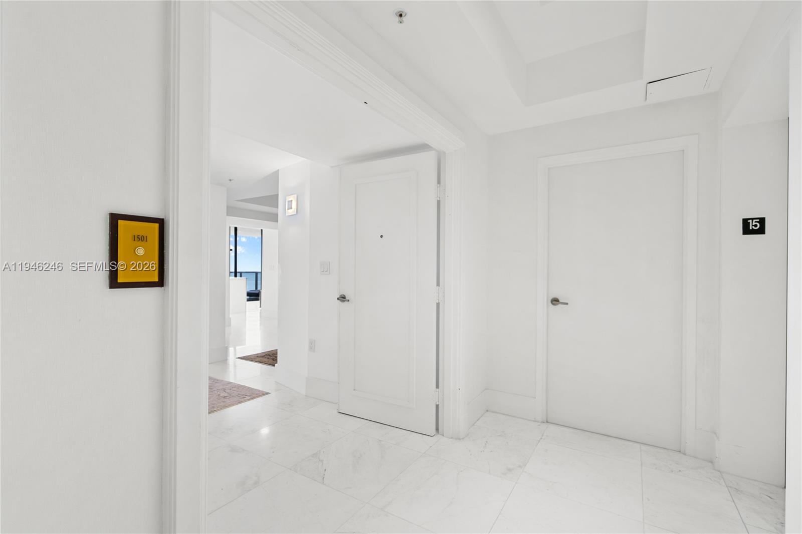 SAYAN CONDO - Residential