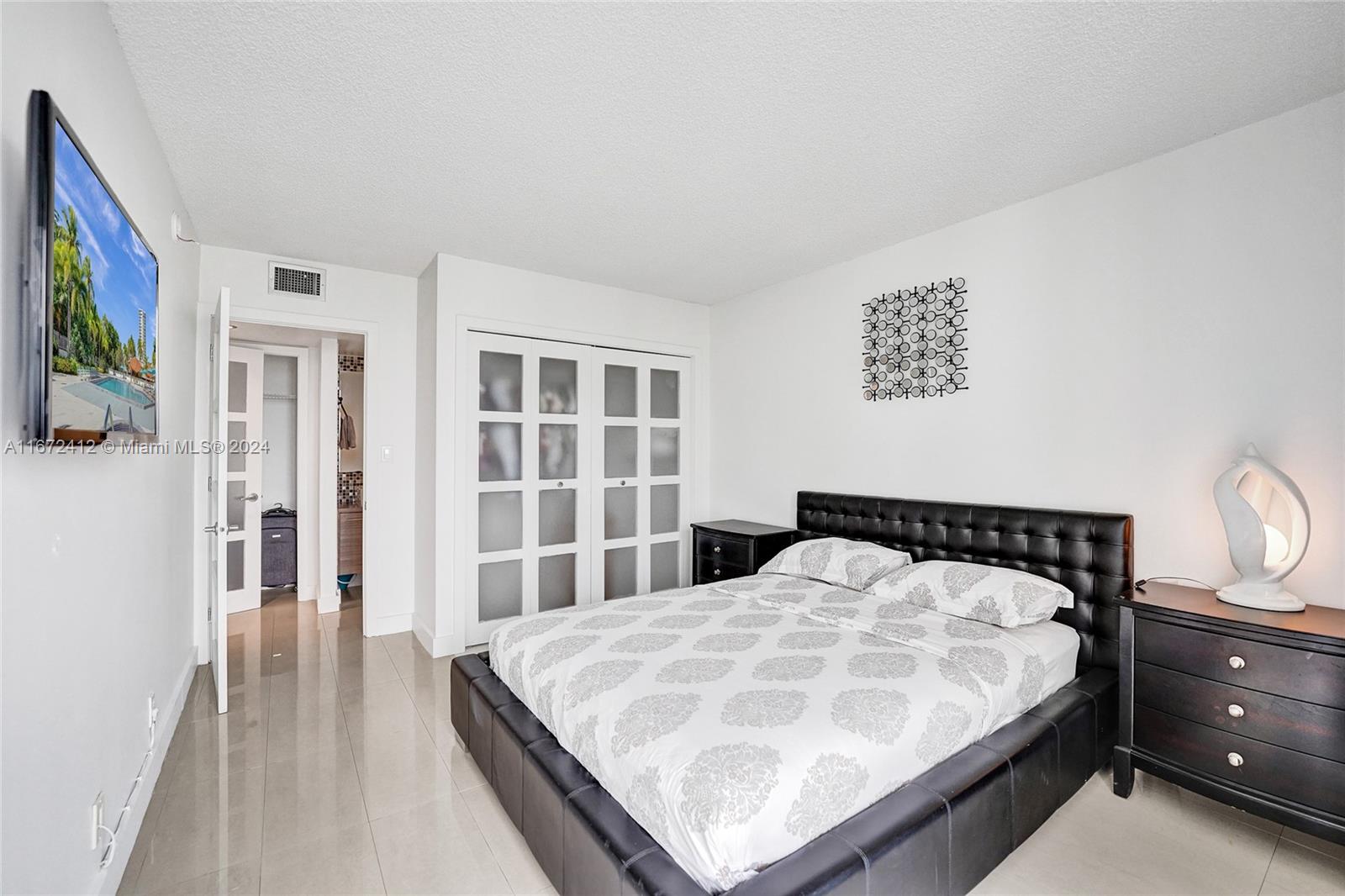 ARLEN HOUSE EAST CONDO - Residential