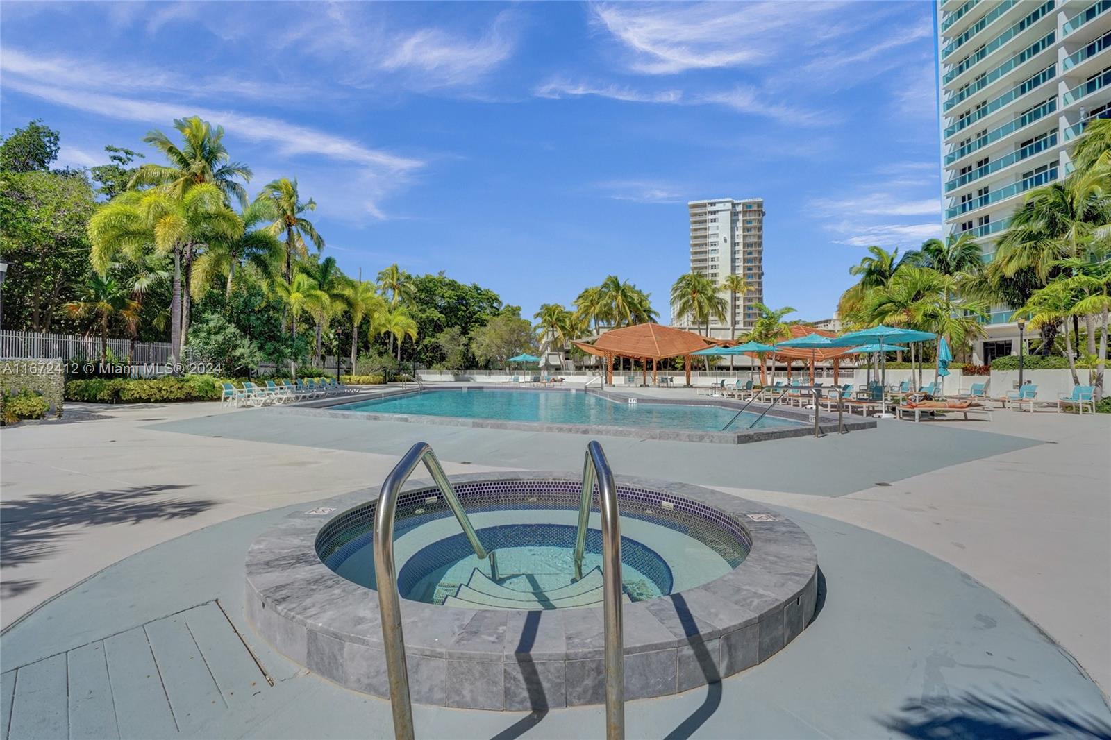 ARLEN HOUSE EAST CONDO - Residential