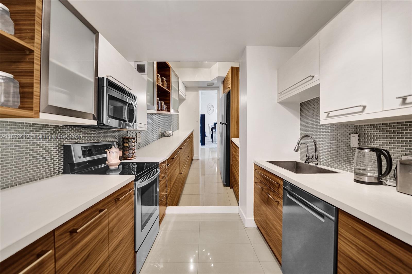 ARLEN HOUSE EAST CONDO - Residential
