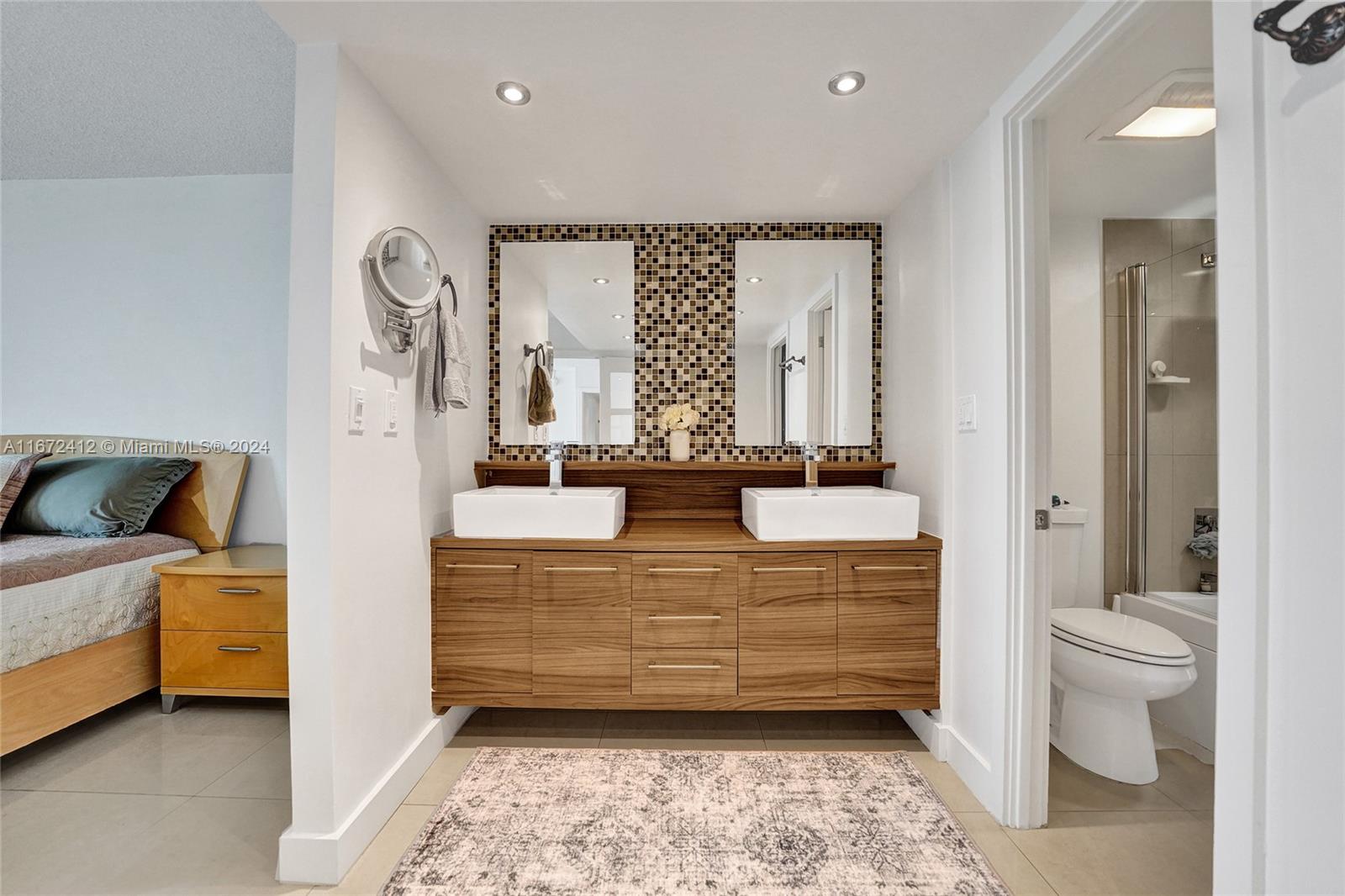 ARLEN HOUSE EAST CONDO - Residential