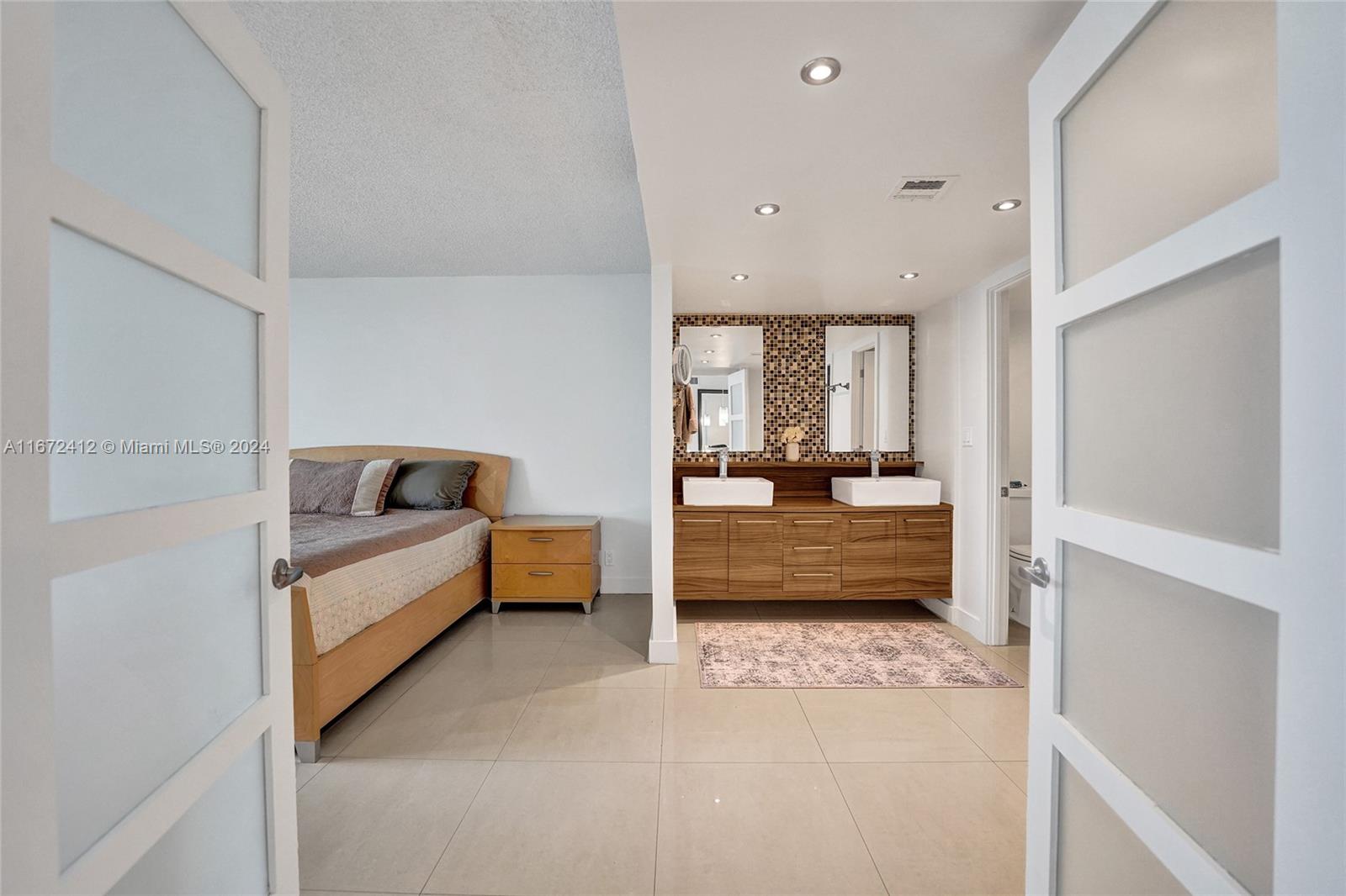 ARLEN HOUSE EAST CONDO - Residential