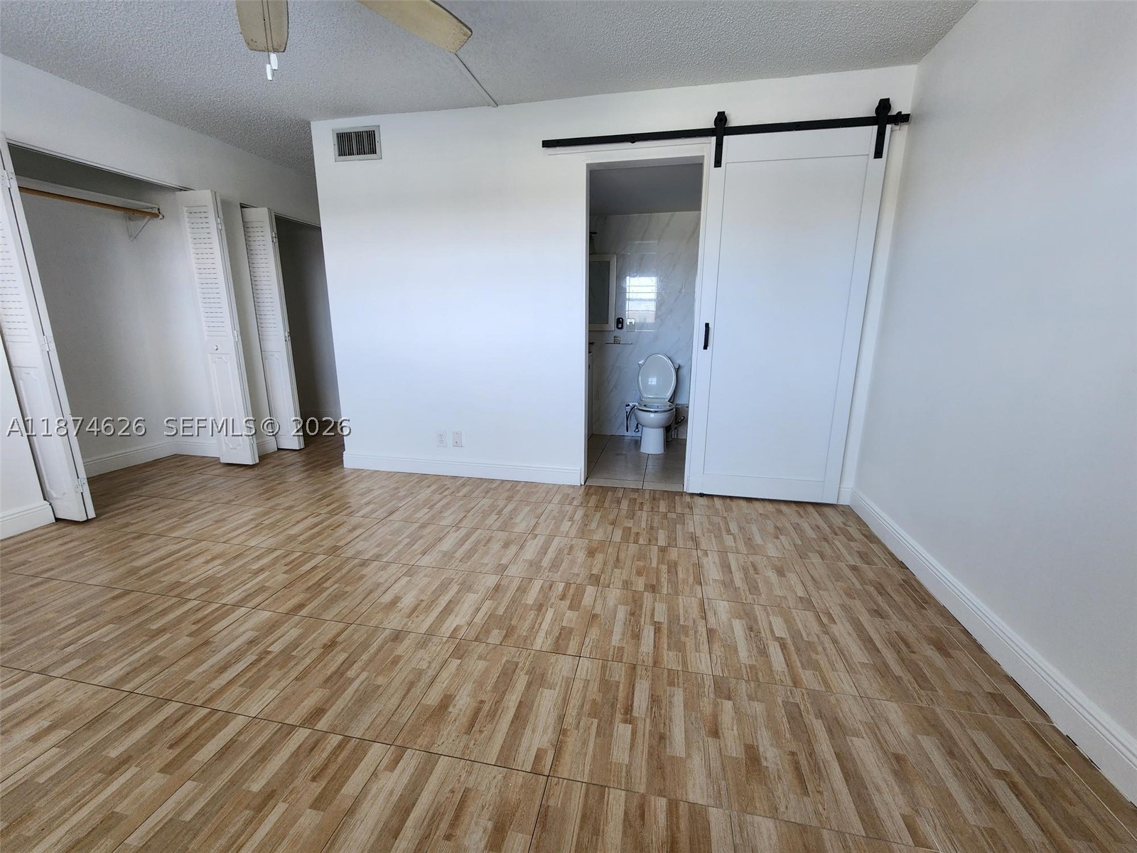 MEADOWBROOK LAKES CONDO - Residential
