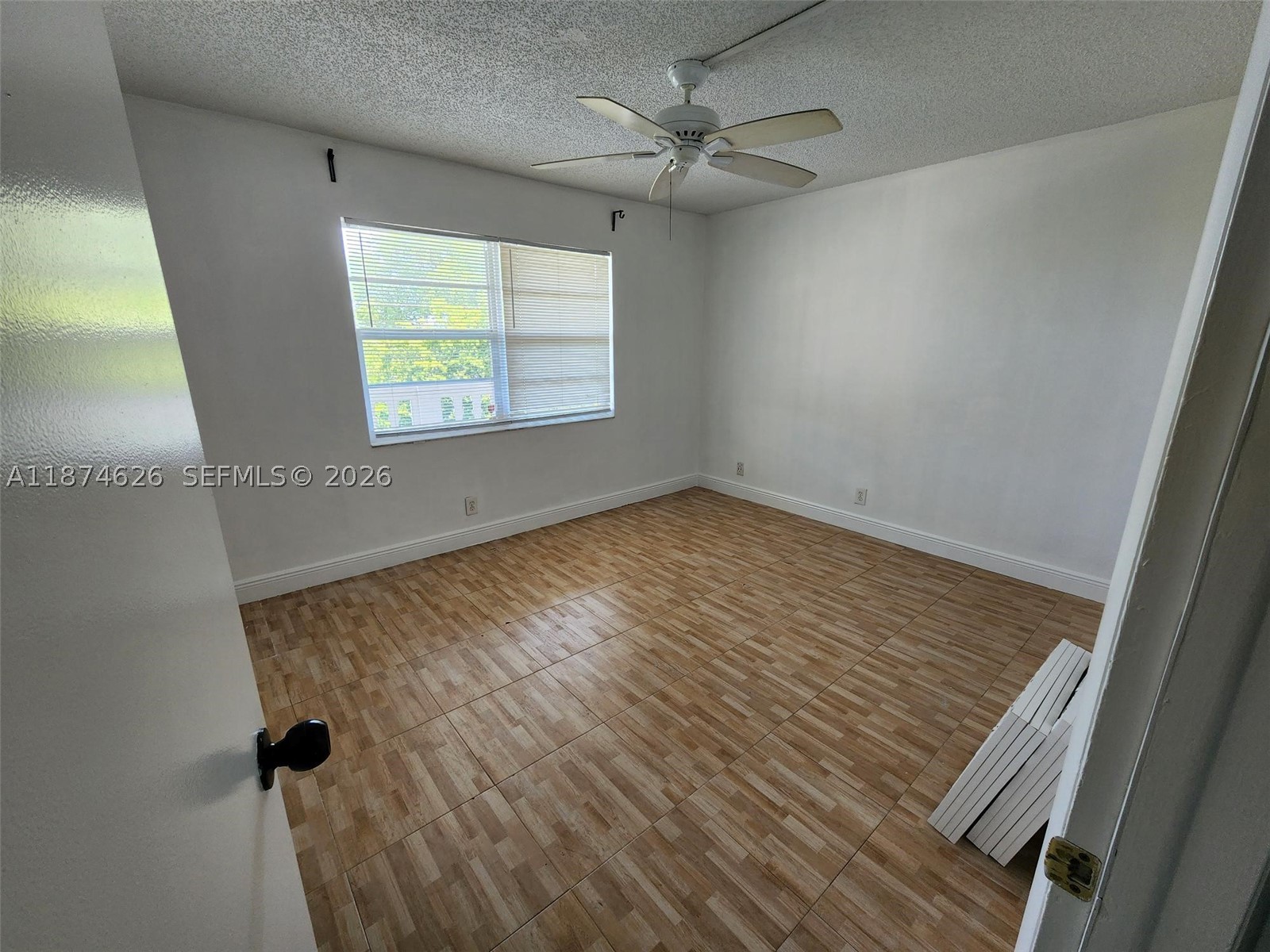 MEADOWBROOK LAKES CONDO - Residential