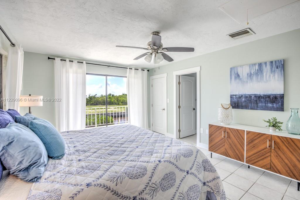 SOMBRERO BEACH VILLAGE - Residential