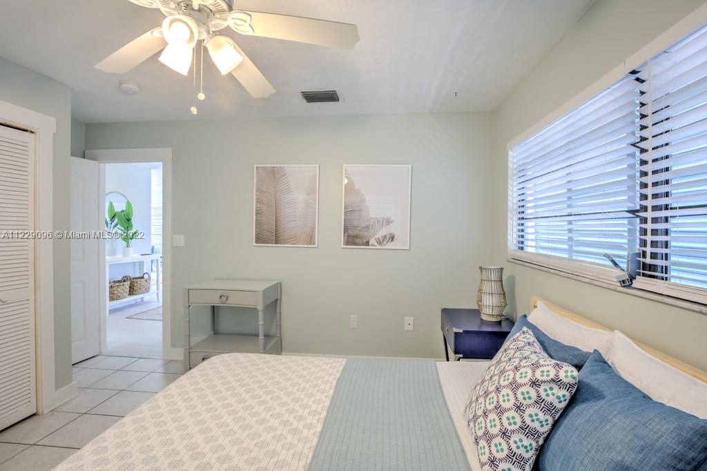 SOMBRERO BEACH VILLAGE - Residential
