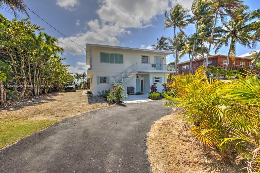 SOMBRERO BEACH VILLAGE - Residential
