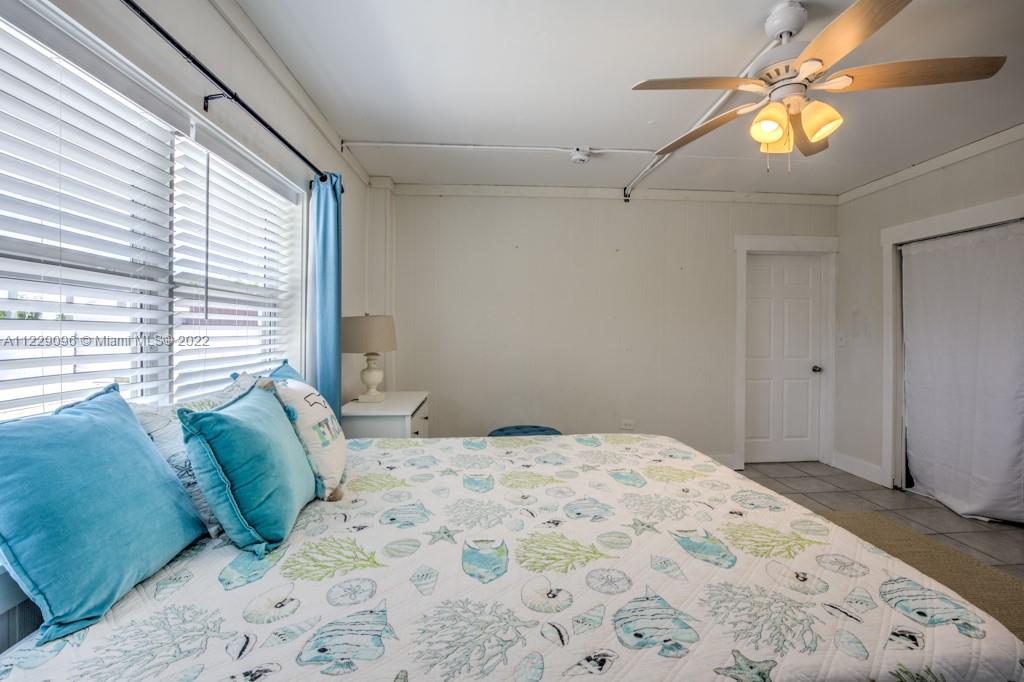 SOMBRERO BEACH VILLAGE - Residential