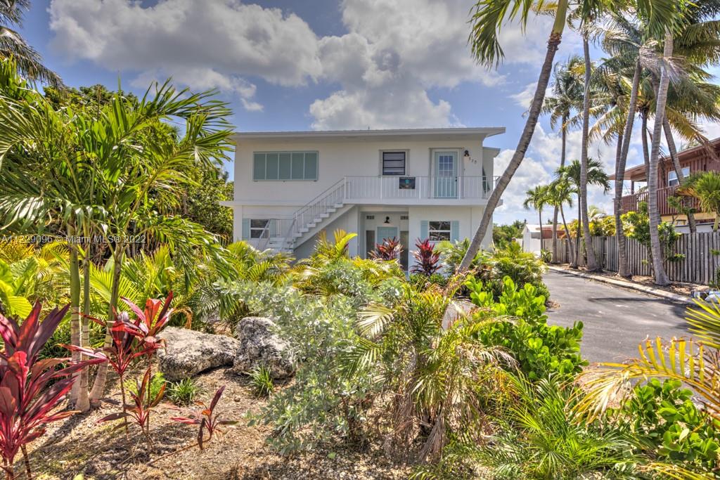 SOMBRERO BEACH VILLAGE - Residential