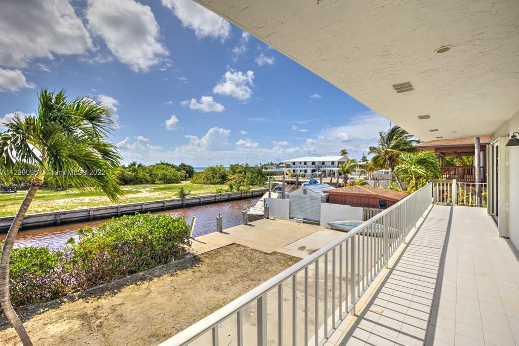 SOMBRERO BEACH VILLAGE - Residential