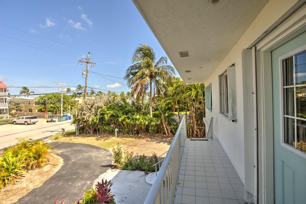 SOMBRERO BEACH VILLAGE - Residential