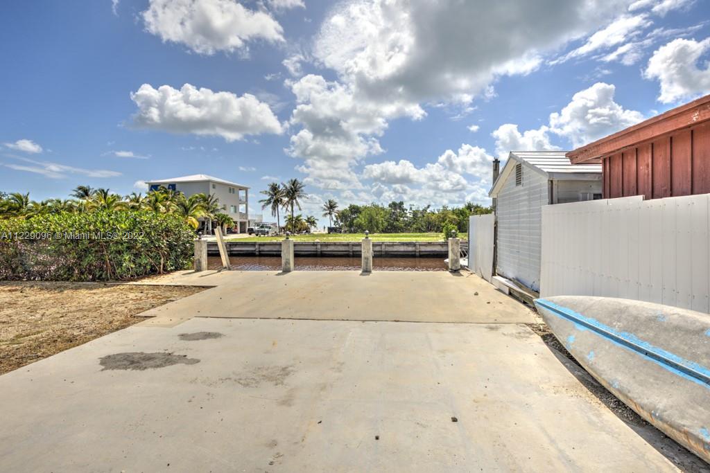 SOMBRERO BEACH VILLAGE - Residential