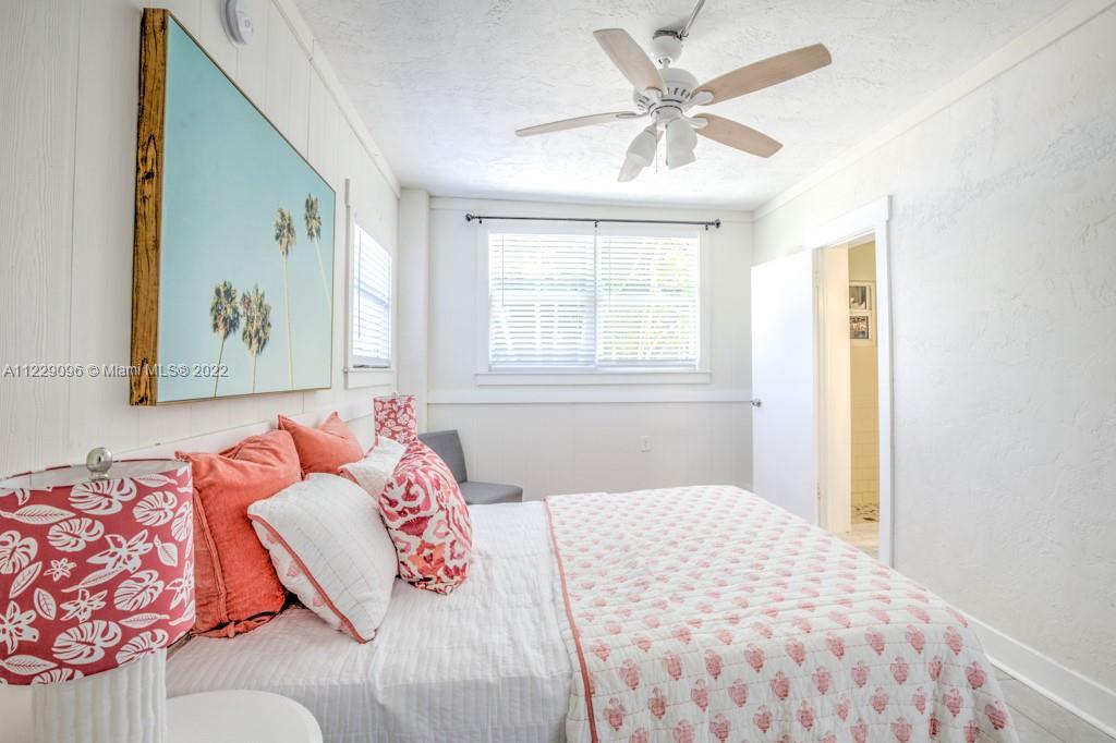 SOMBRERO BEACH VILLAGE - Residential