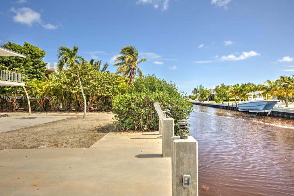 SOMBRERO BEACH VILLAGE - Residential