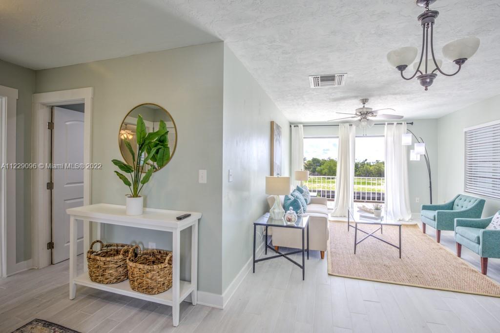 SOMBRERO BEACH VILLAGE - Residential