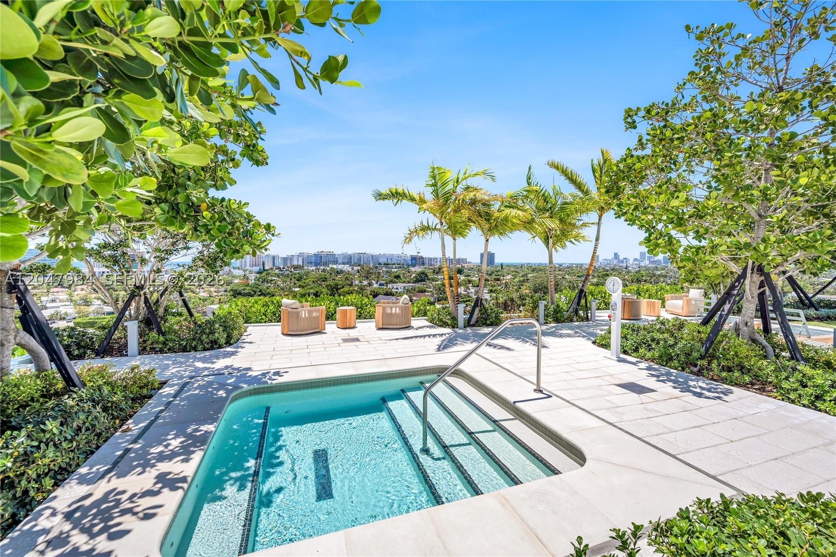 BAY HARBOR ISLAND - Residential