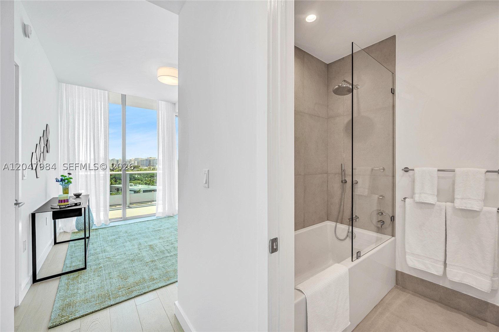 BAY HARBOR ISLAND - Residential