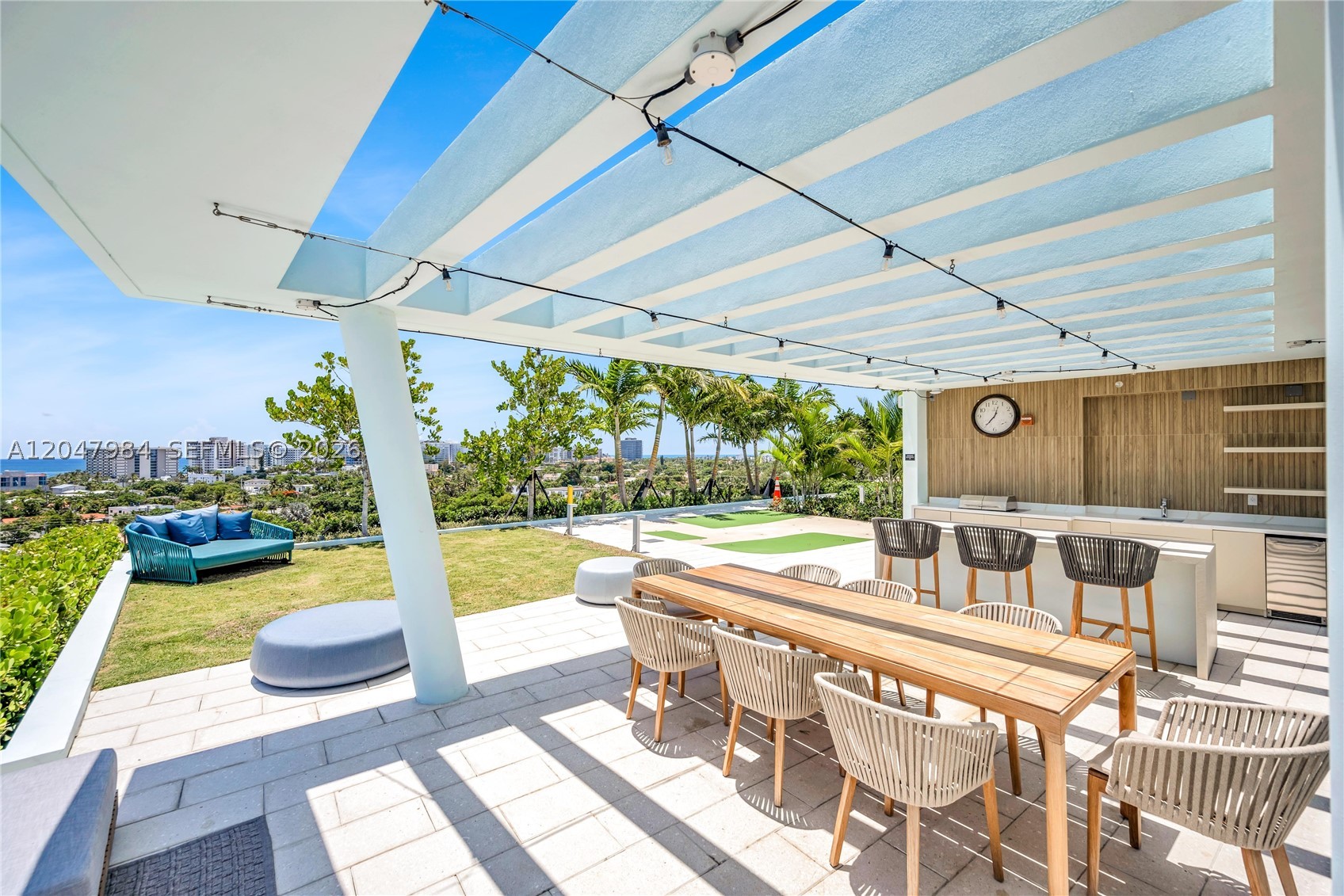 BAY HARBOR ISLAND - Residential