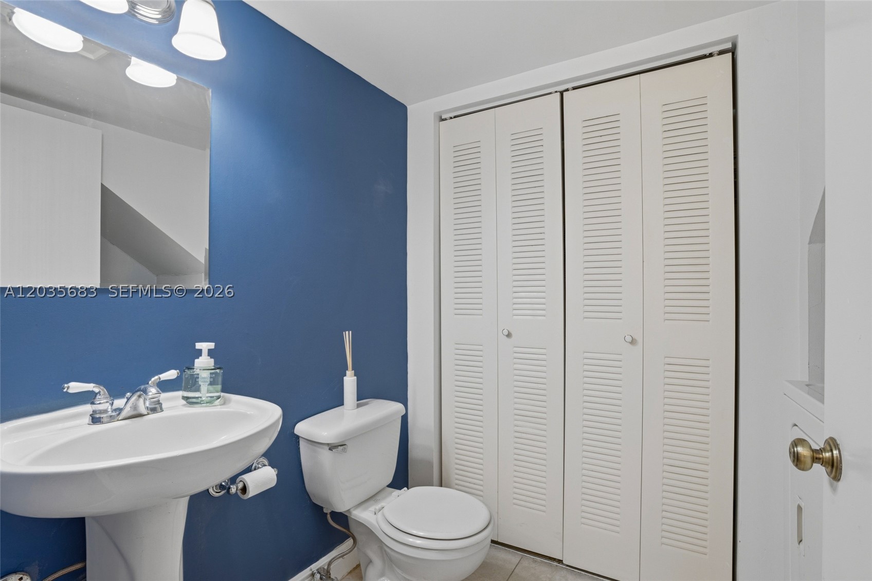 CAMELOT ONE CONDO - Residential Lease