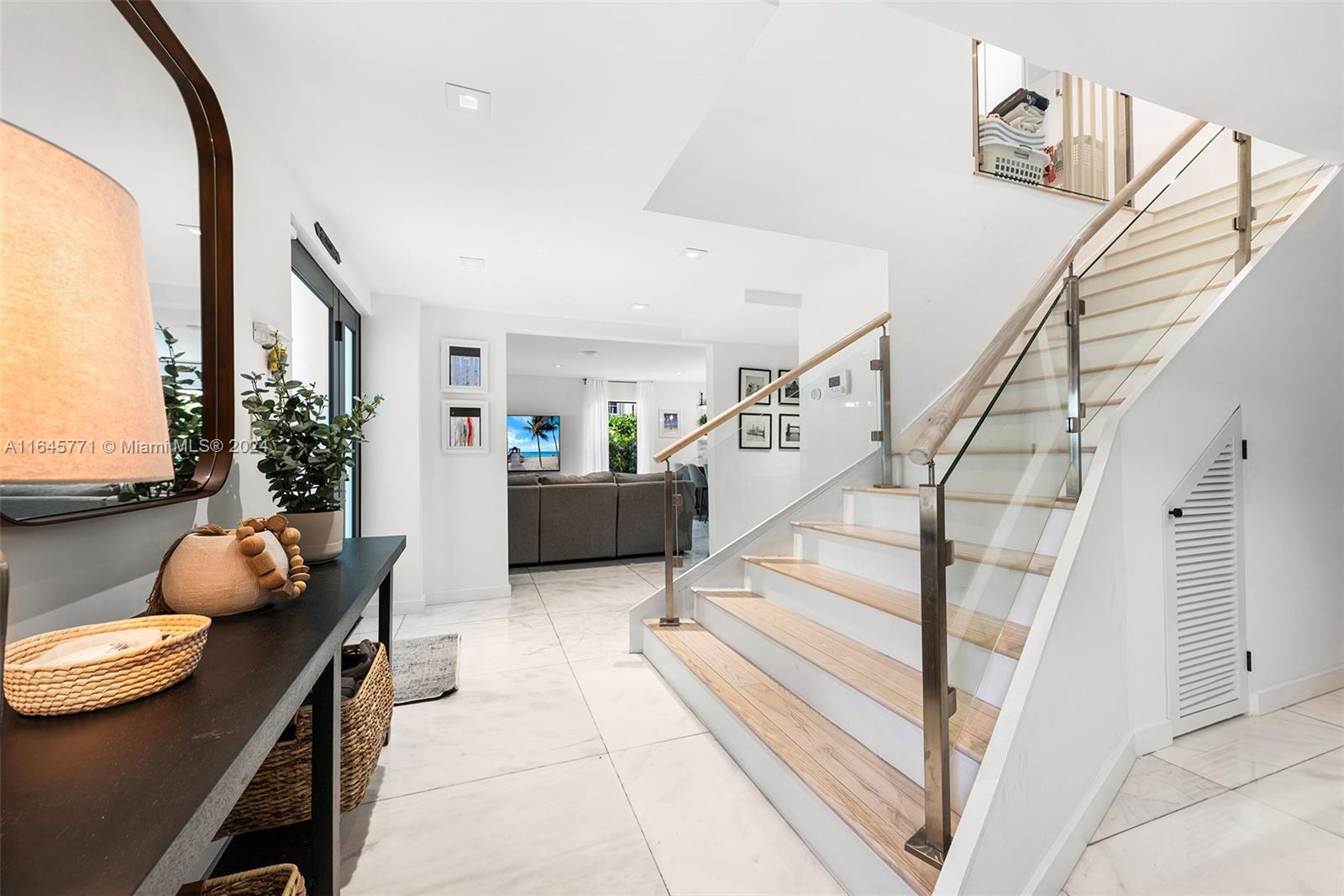 CORAL BAY SEC D - Residential