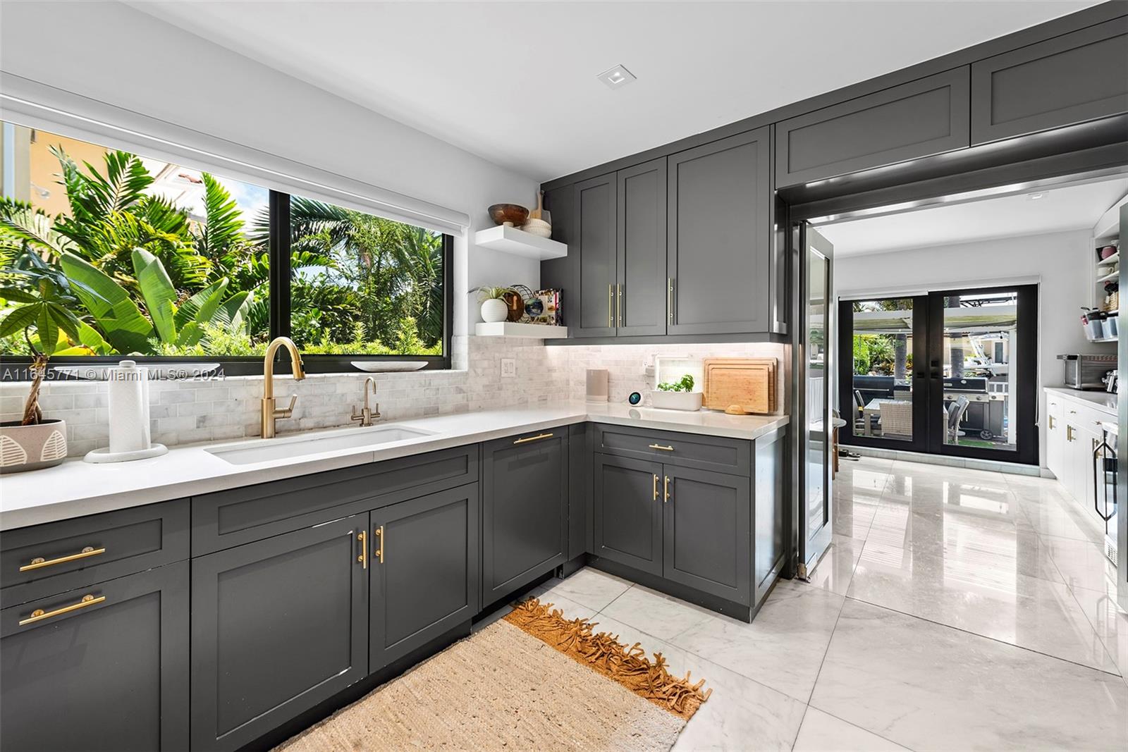 CORAL BAY SEC D - Residential