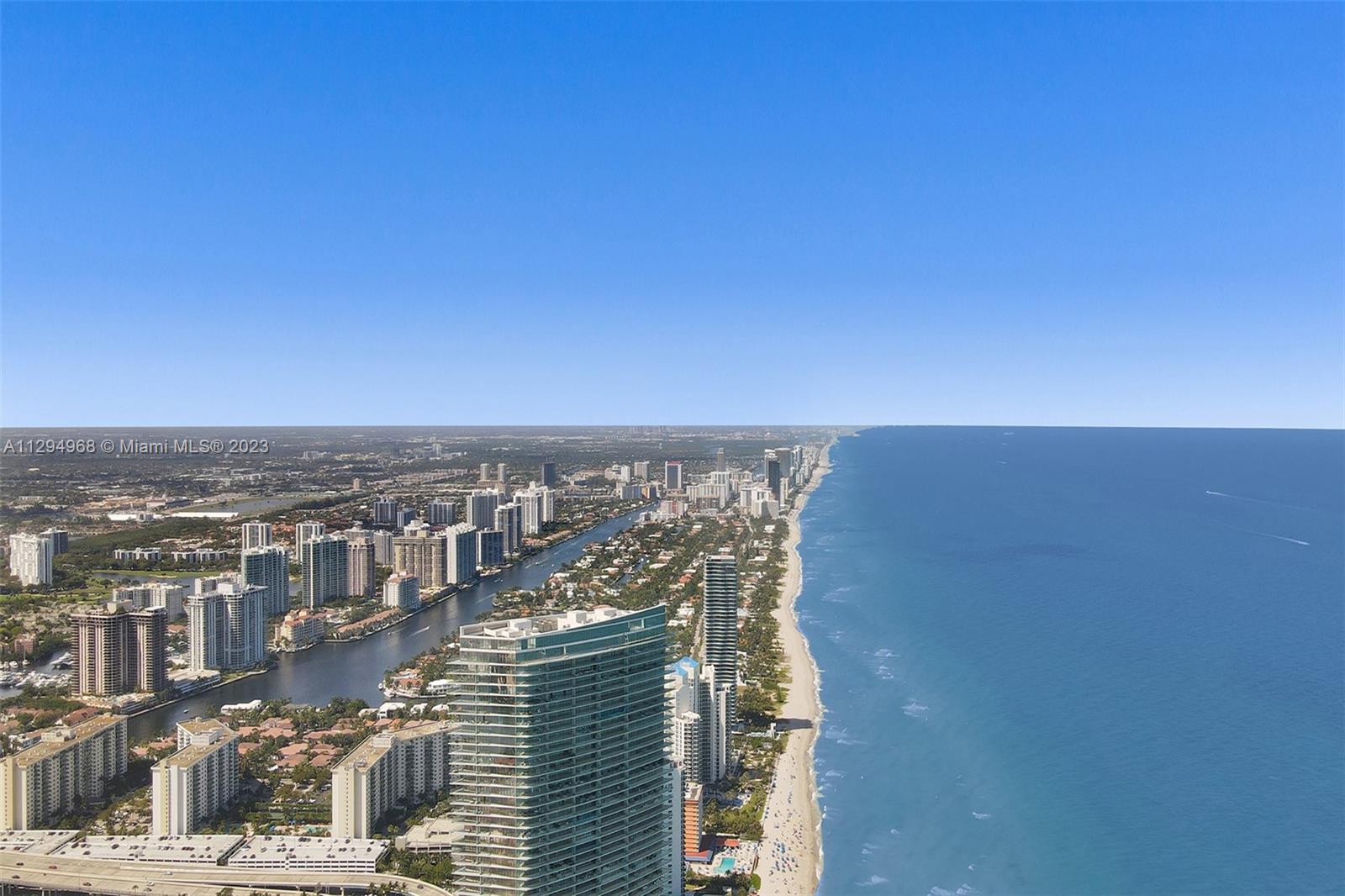 18555 COLLINS AVENUE COND - Residential