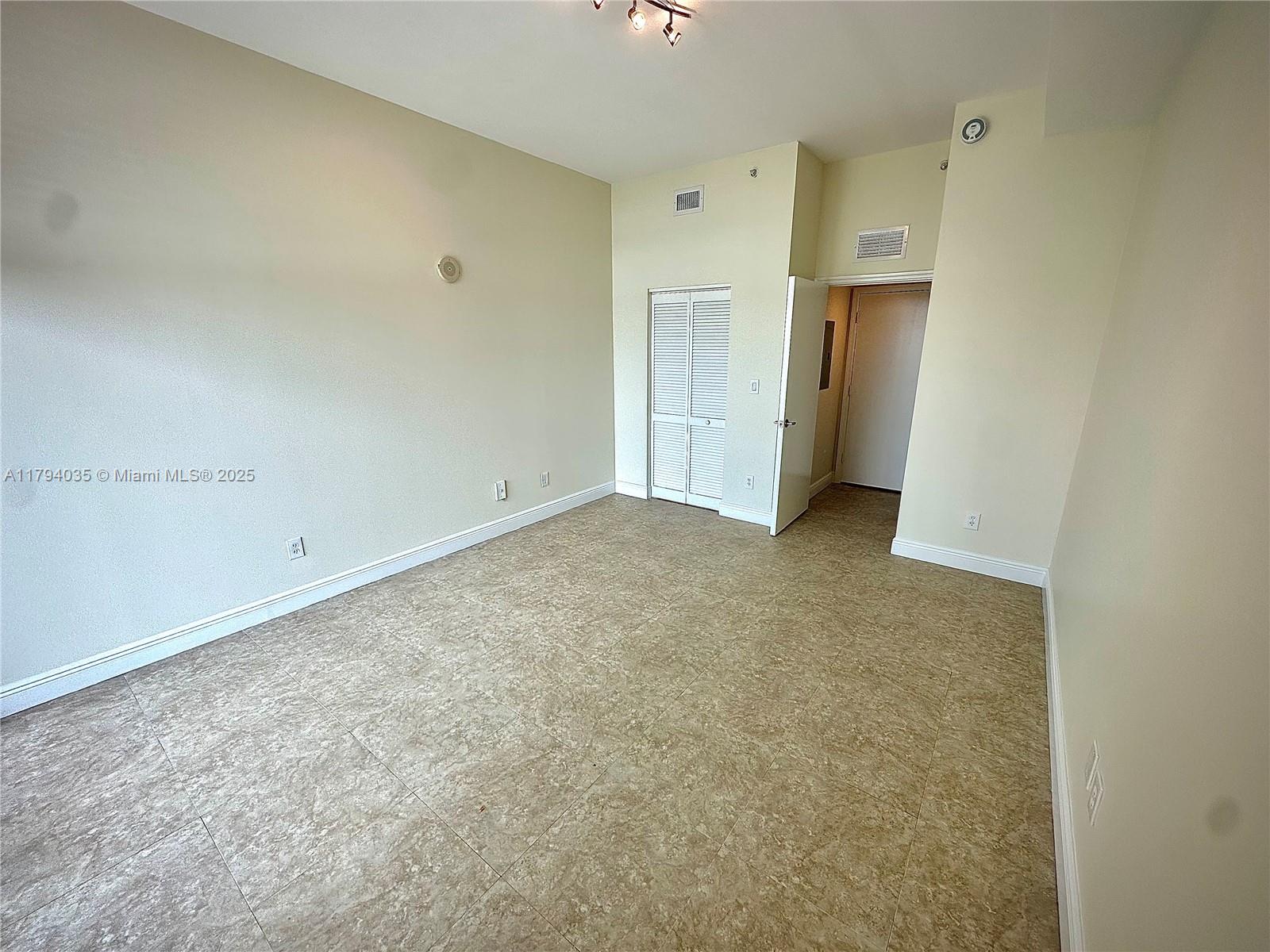 NORDICA CONDO - Residential Lease