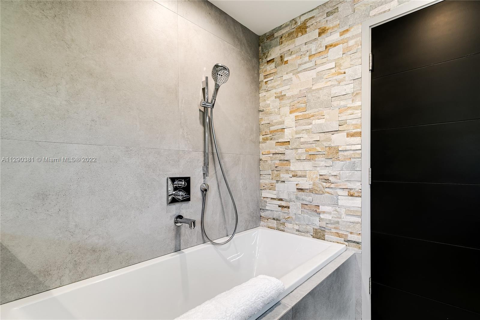 CORAL RIDGE - Residential