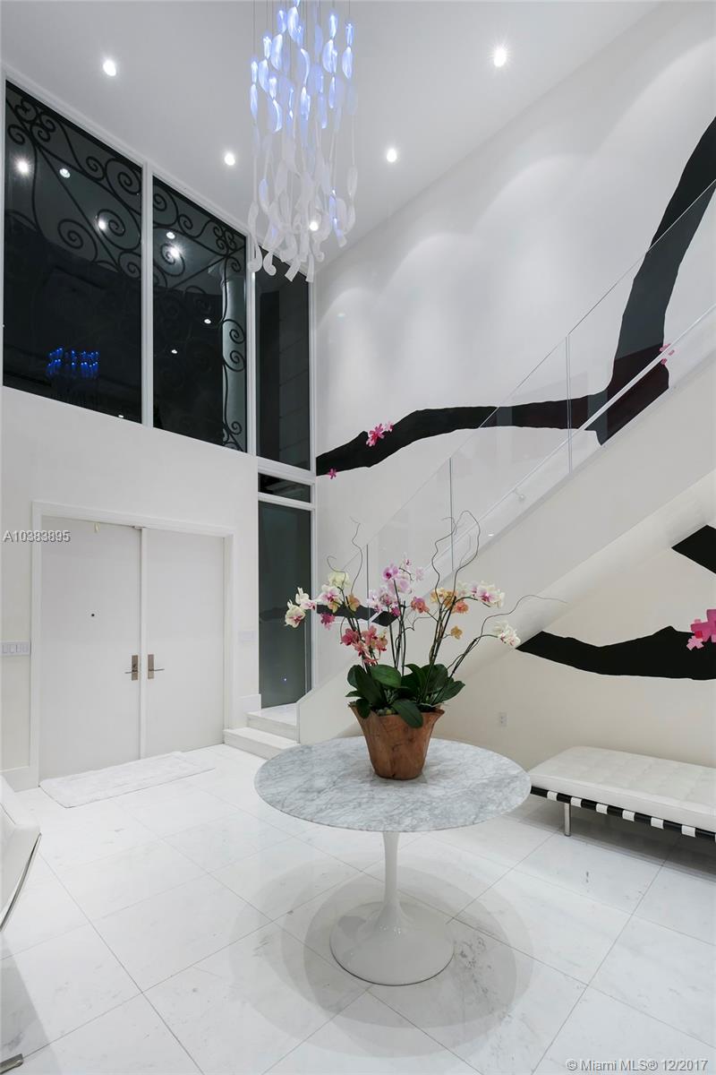 SAN MARINO ISLAND - Residential