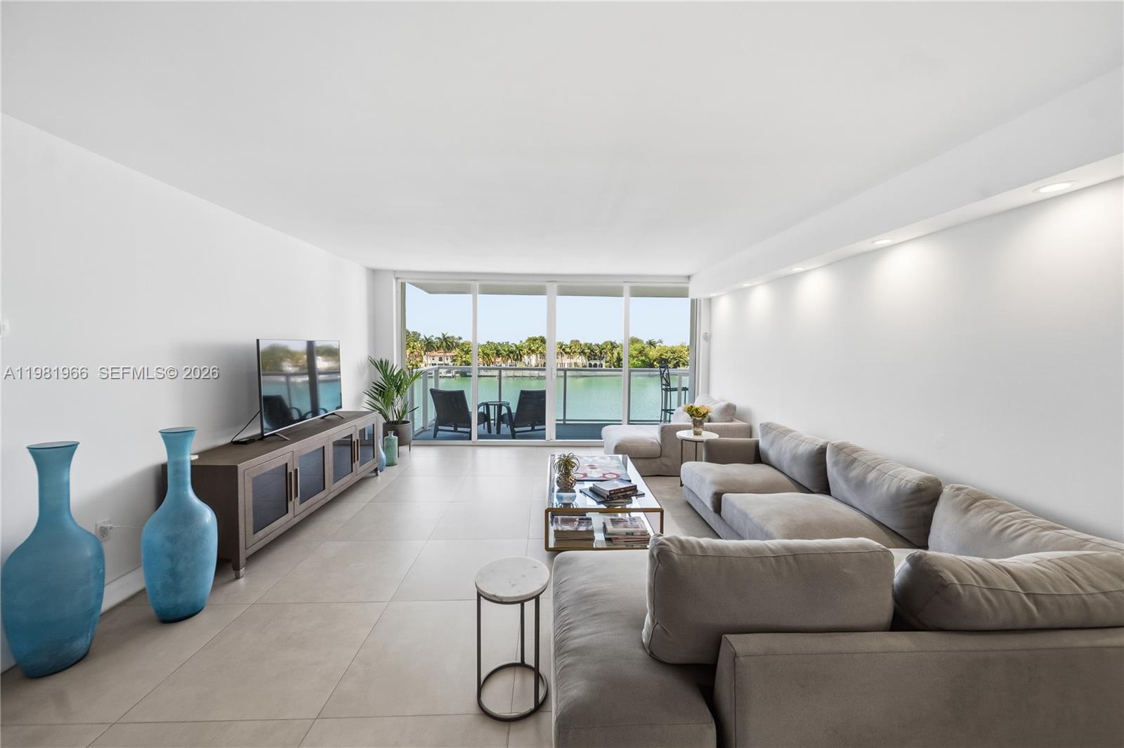 ROYAL EMBASSY CONDO - Residential