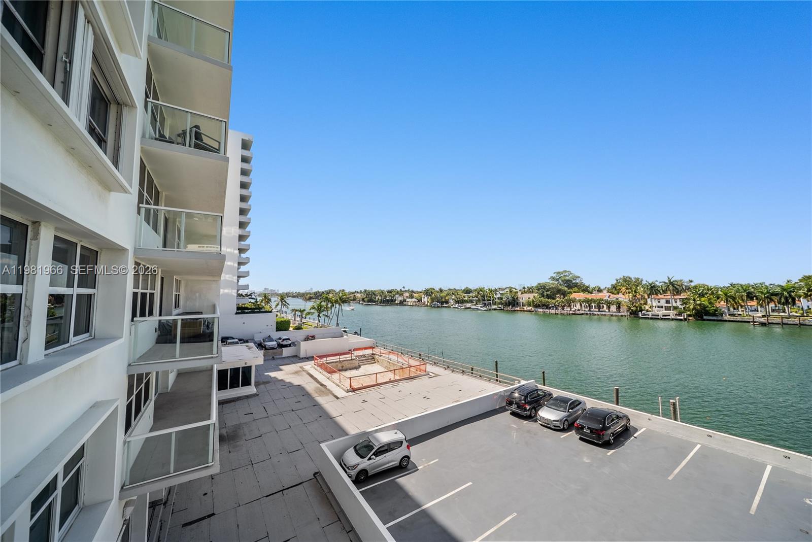 ROYAL EMBASSY CONDO - Residential