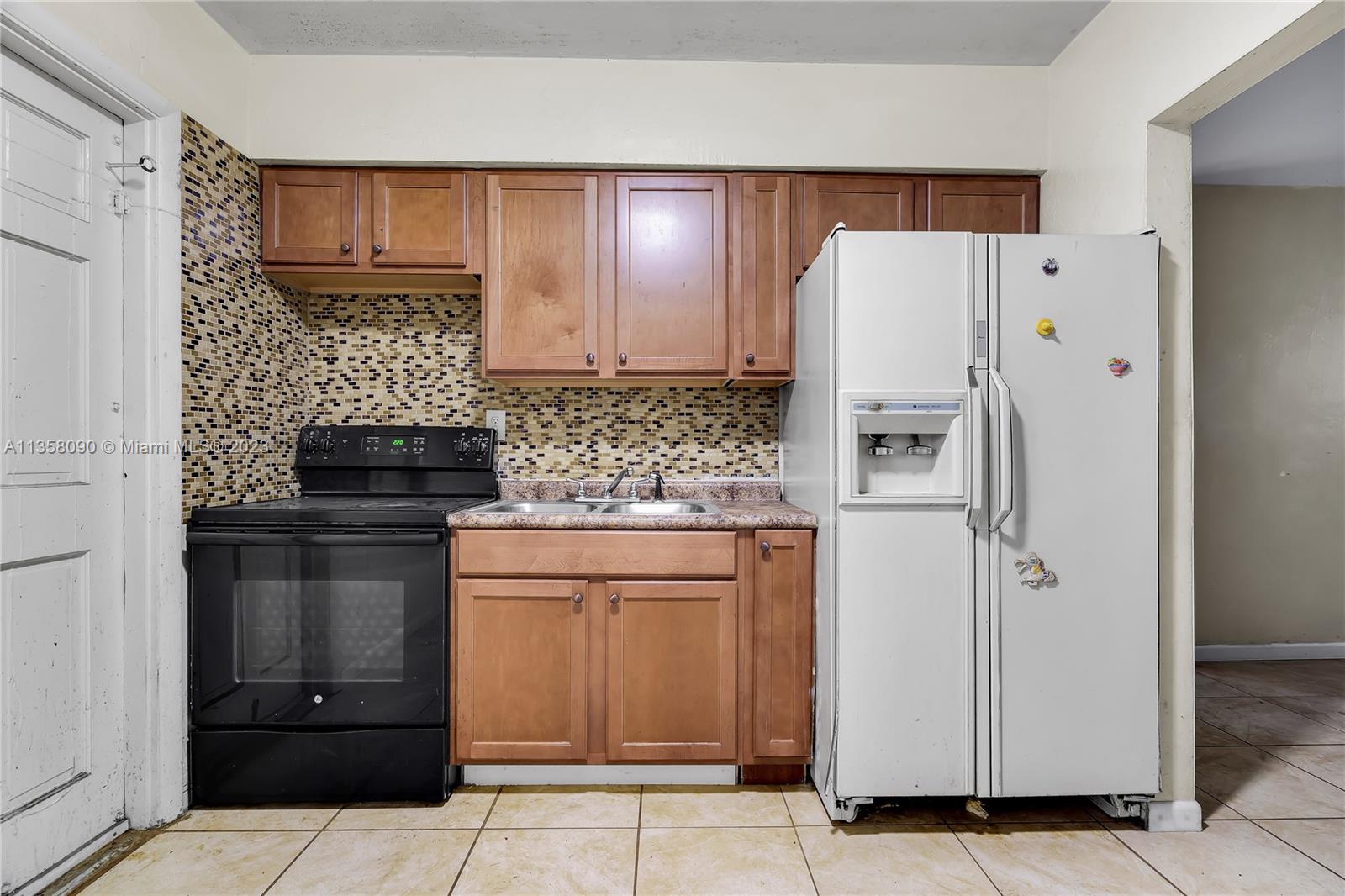 N MIAMI ESTATES - Residential Income