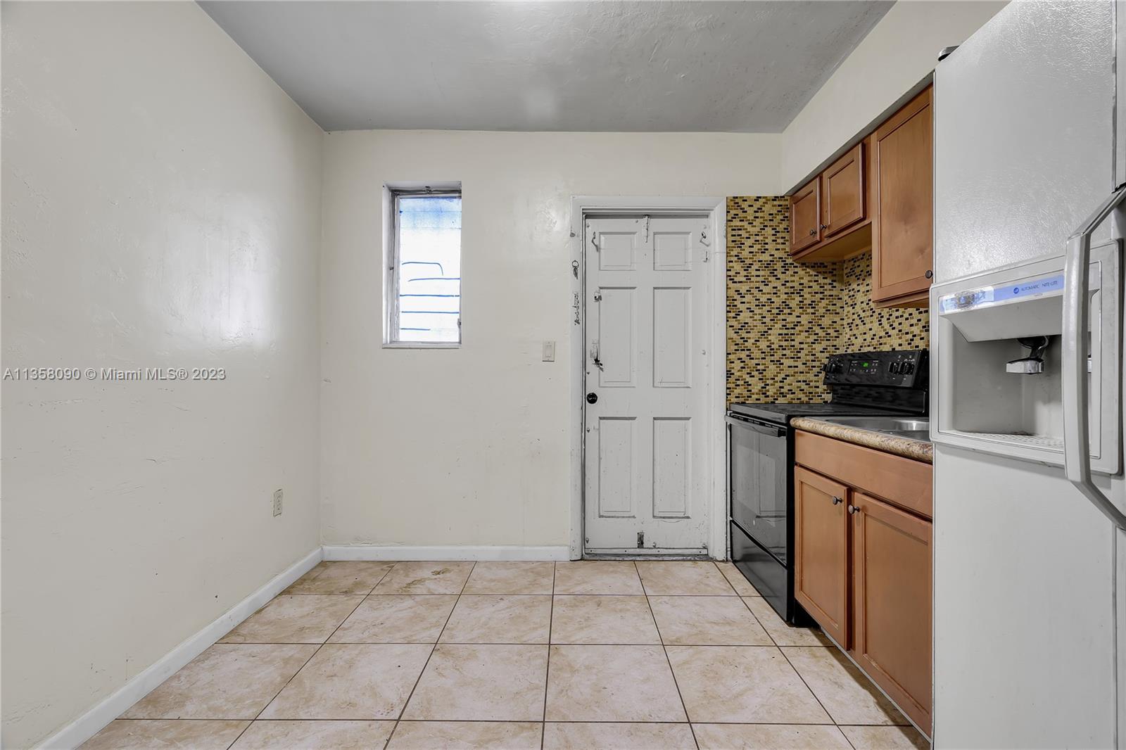 N MIAMI ESTATES - Residential Income