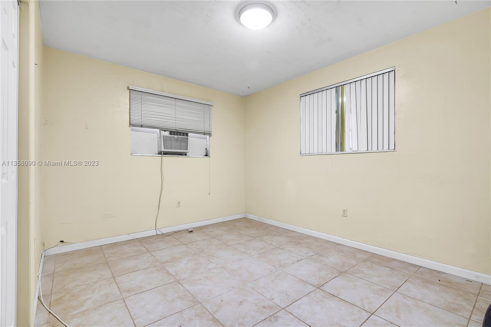 N MIAMI ESTATES - Residential Income