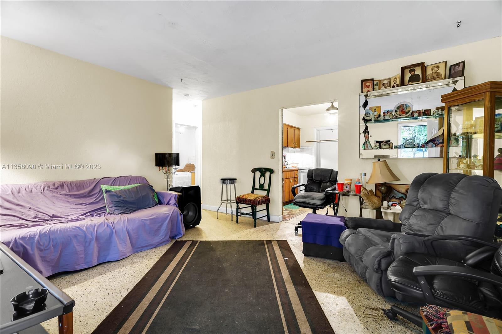 N MIAMI ESTATES - Residential Income